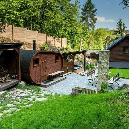 Ústí nad Labem Montemiraヴィラ エクステリア 写真